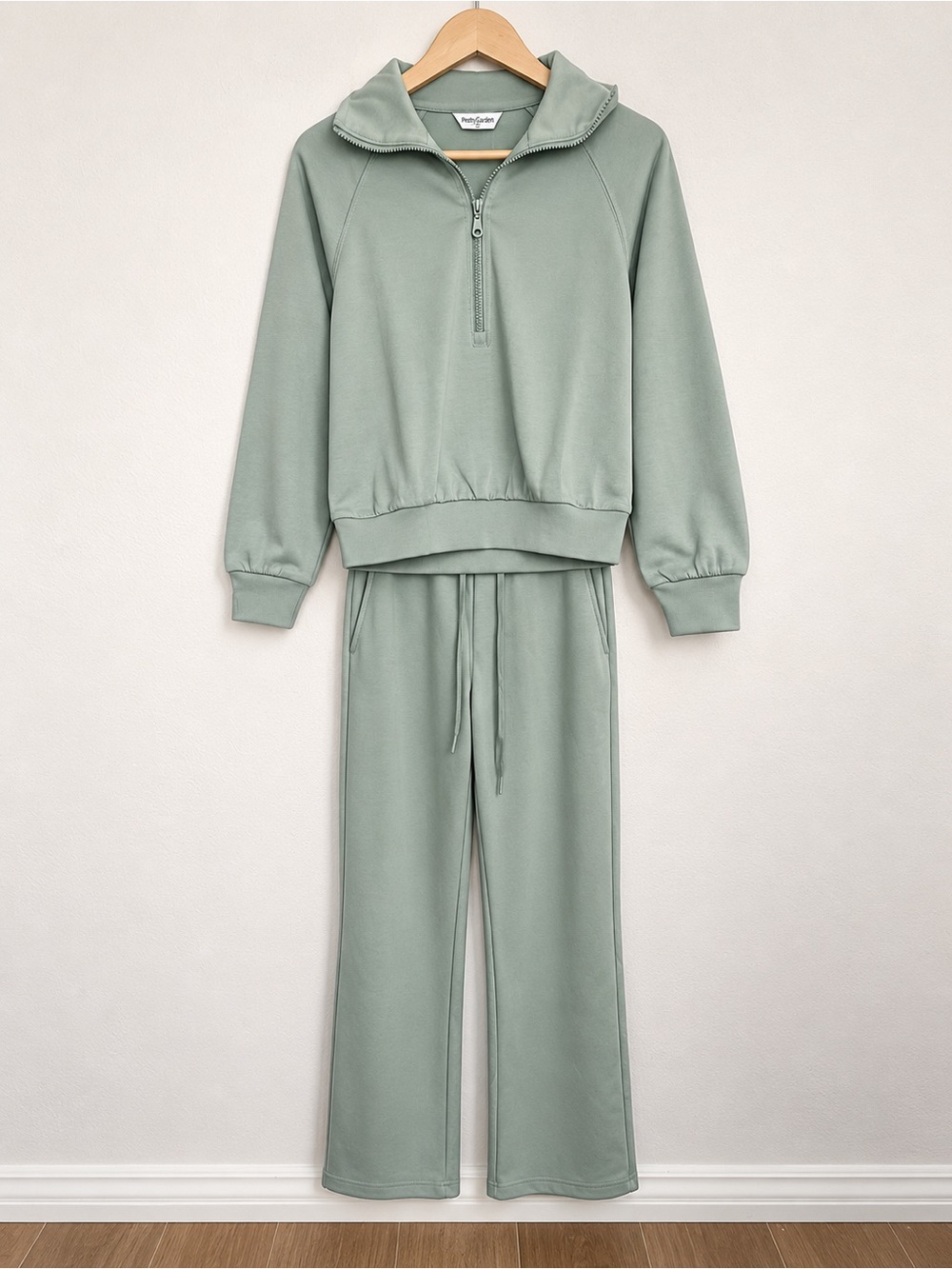 PrettyGarden Sage Green 2-piece matching sweatsuit M